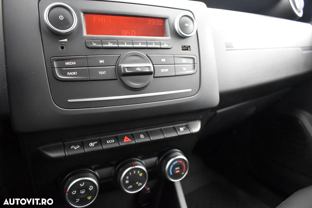 Dacia Duster 1.6 SCe 4WD Comfort - 20