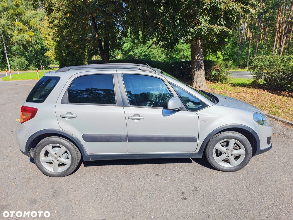 Suzuki SX4 1.6 GS / Premium - 6