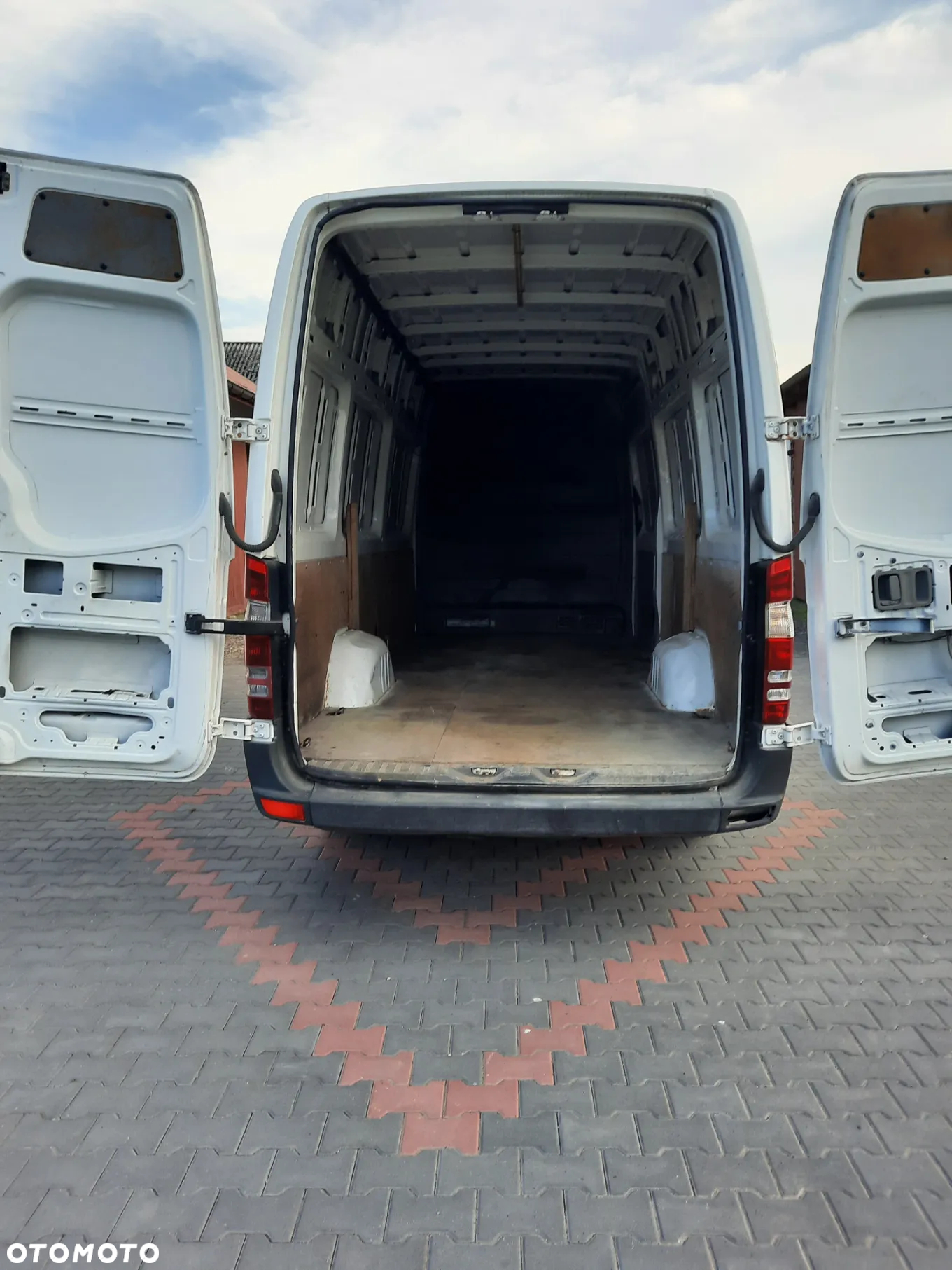Mercedes-Benz sprinter - 4