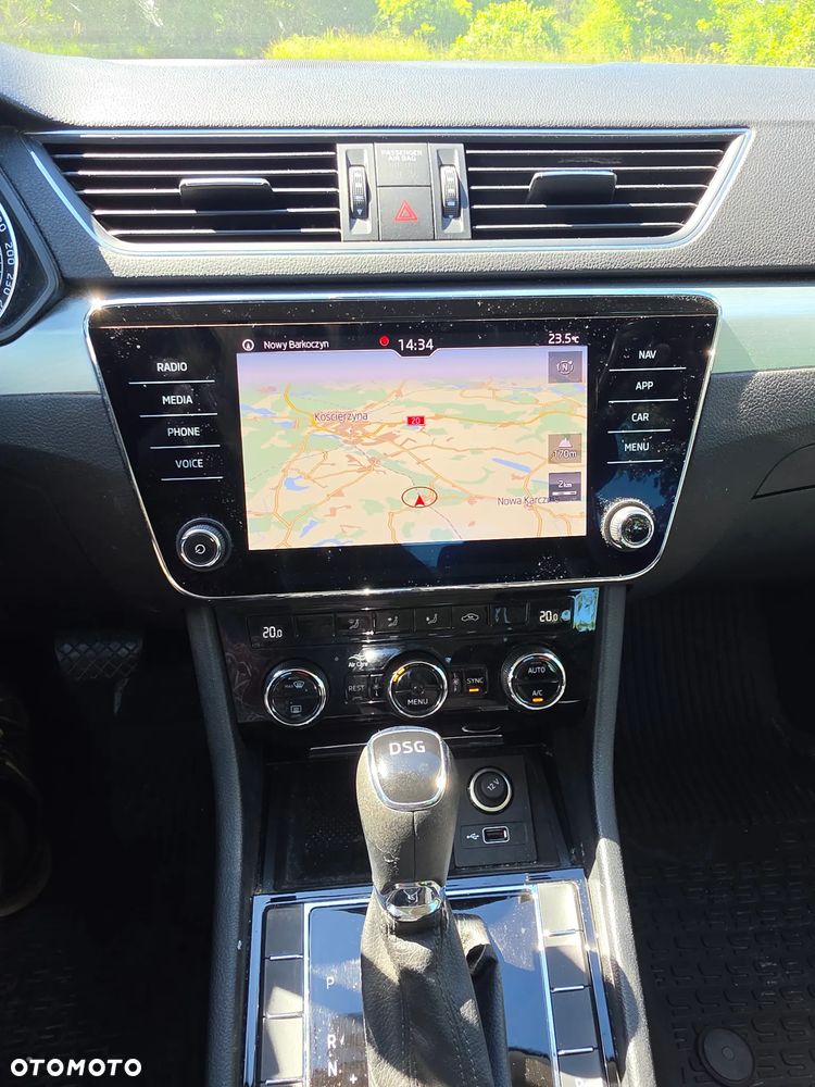 Skoda Superb 2.0 TDI Ambition DSG7 - 14