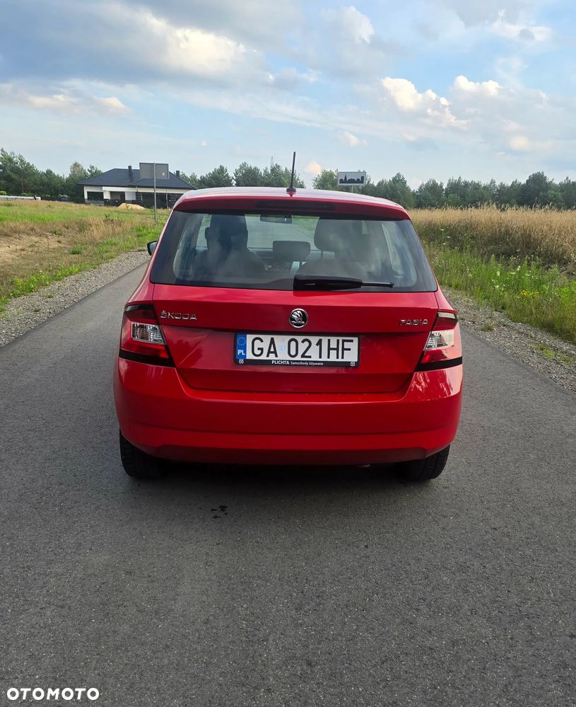 Skoda Fabia - 4