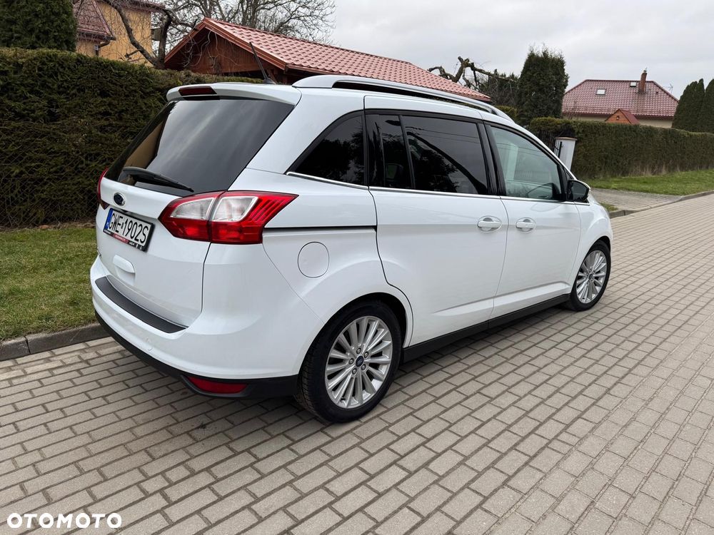 Ford Grand C-MAX - 9