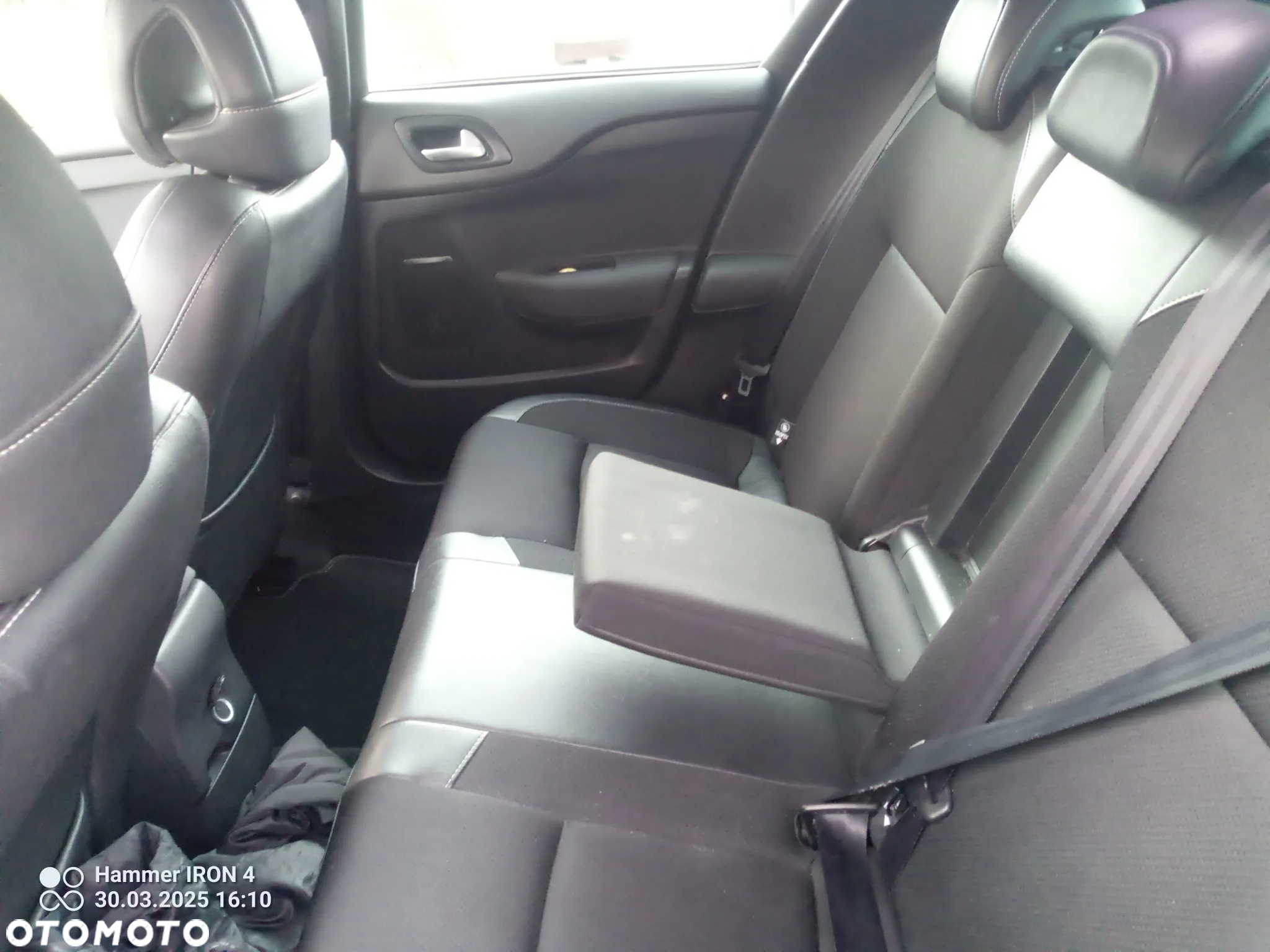 Citroën DS4 e-HDi 115 Chic - 16