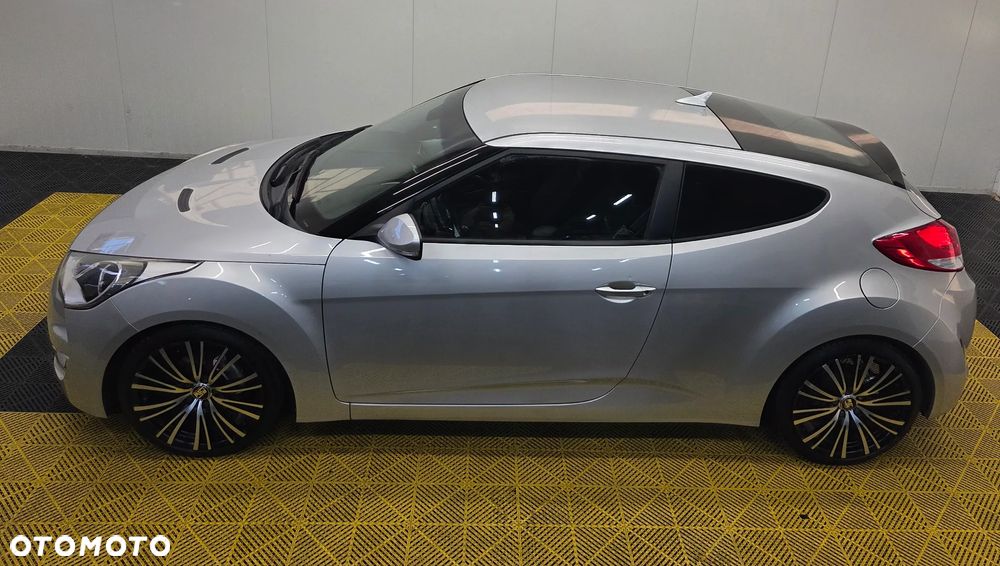 Hyundai Veloster 1.6 blue Premium - 3
