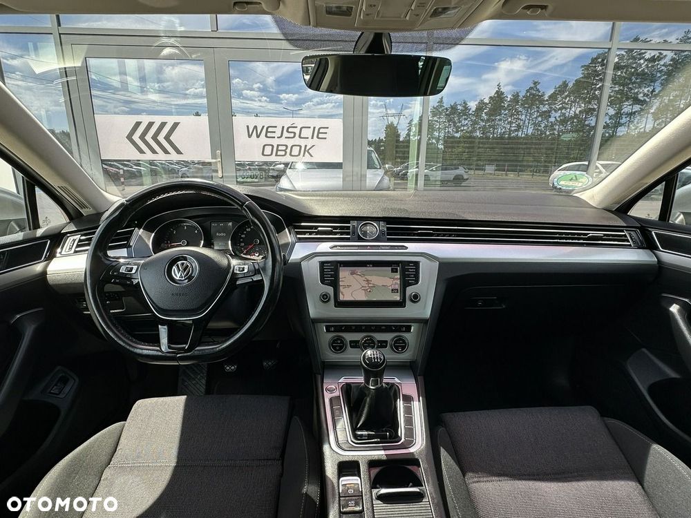 Volkswagen Passat Variant 2.0 TDI (BlueMotion Technology) Comfortline - 9