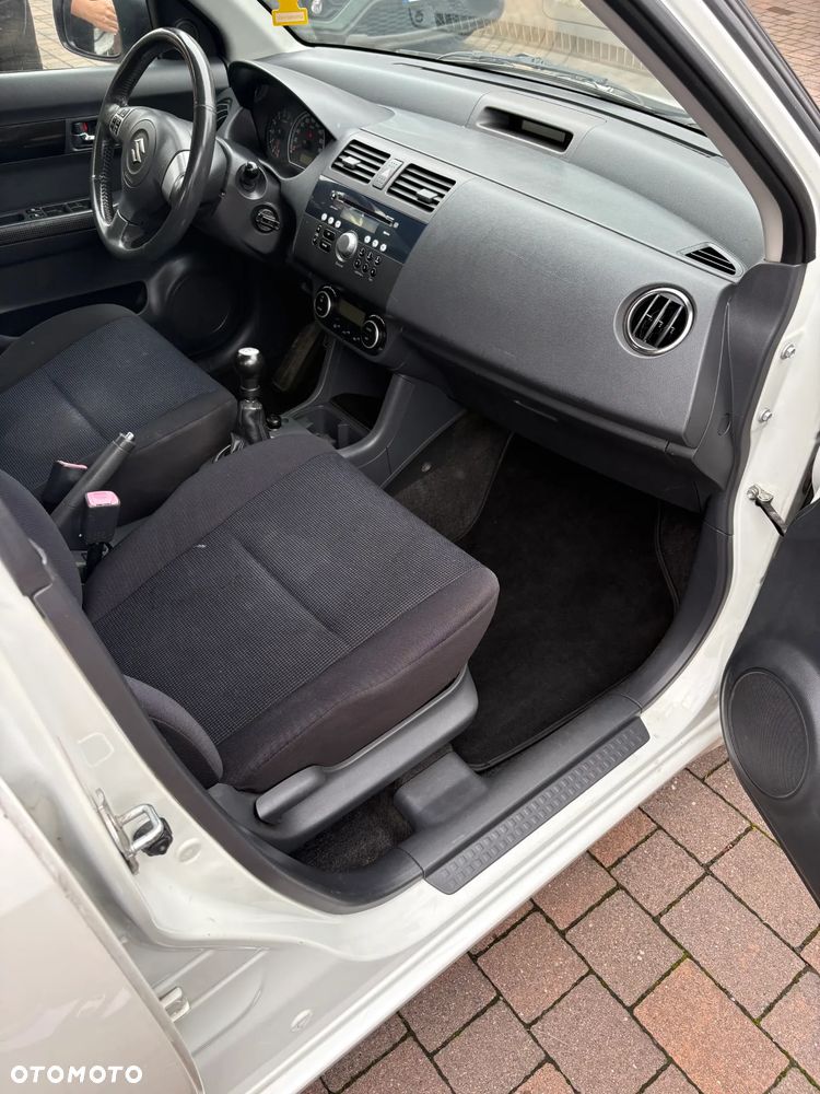 Suzuki Swift 1.3 GLX / Comfort - 3