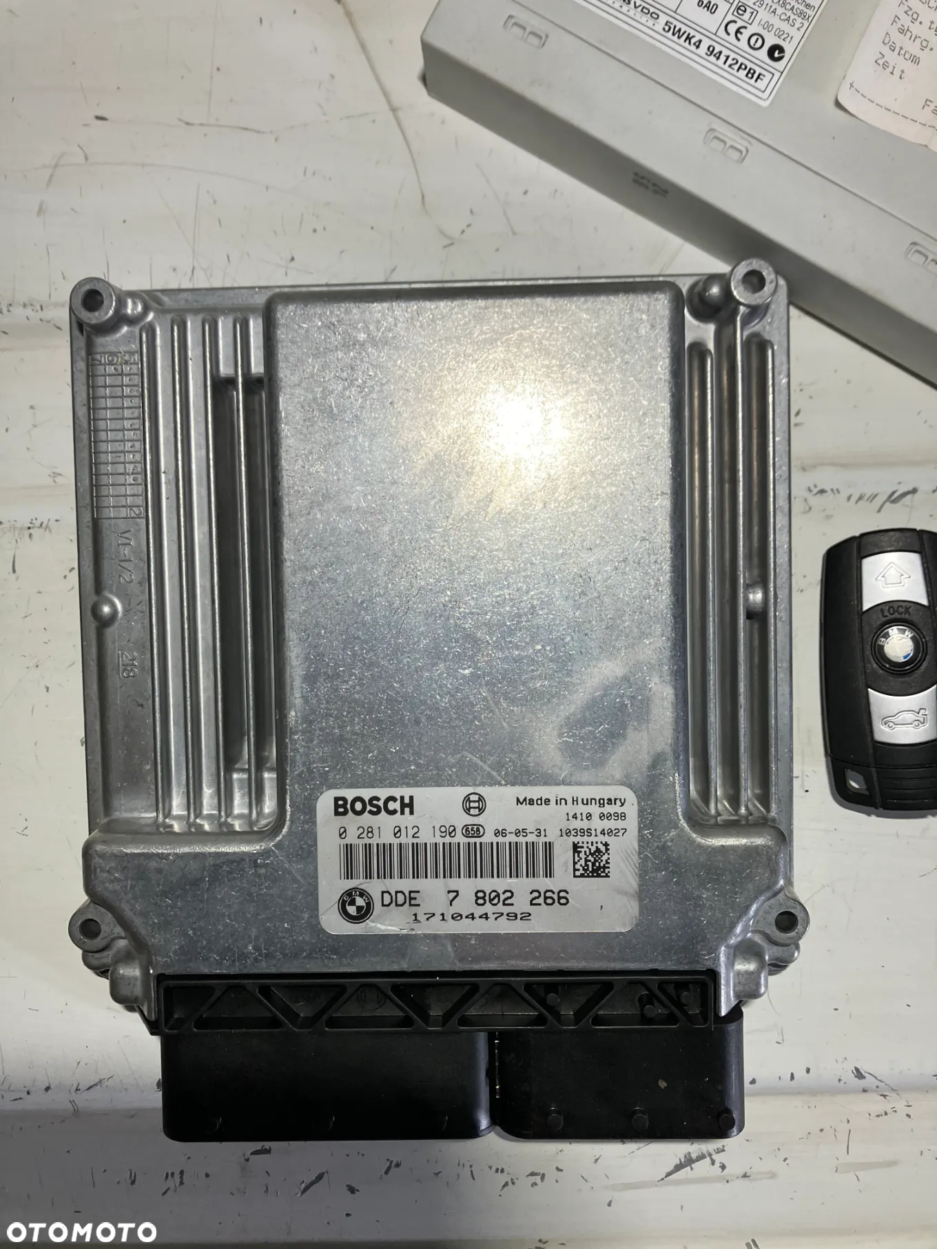 ZESTAW DO ODPALENIA BMW E60 525D PROGRAM 280KM CHIP KOMPUTER CAS KLUCZYK 2 SZTUKI 0281012190 7802266 6943797 9172159 STEROWNIK SILNIKA TUNING DPF OFF 2.5D 177KM - 2