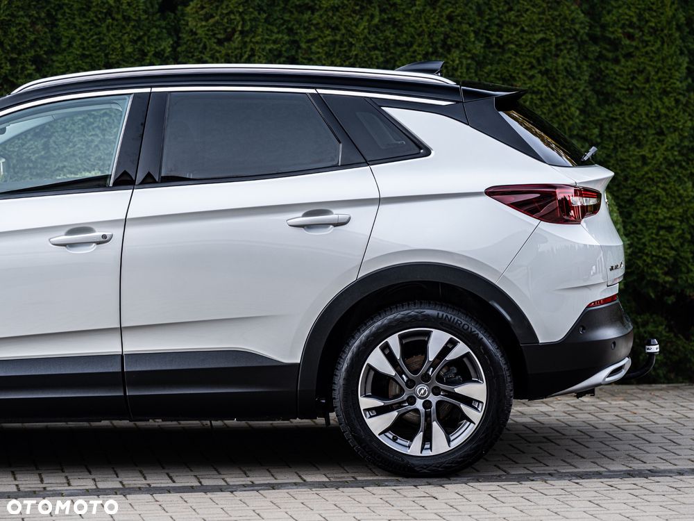Opel Grandland X 1.2 Start/Stop Business Edition - 23