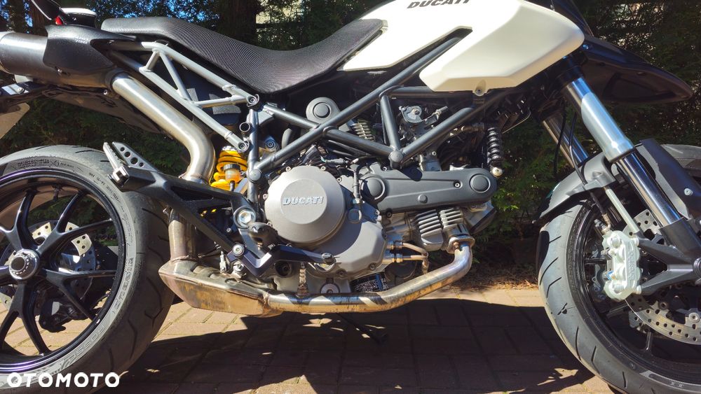 Ducati Hypermotard - 11