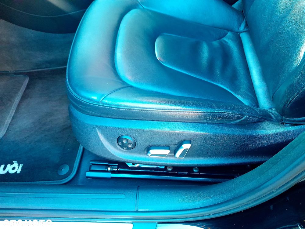 Audi A4 Avant 2.0 TDI Multitronic - 13
