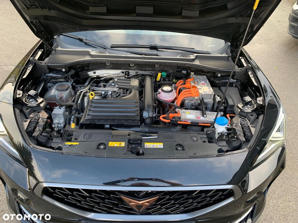 Cupra Formentor 1.4 e-Hybrid DSG Tribe Edition - 8