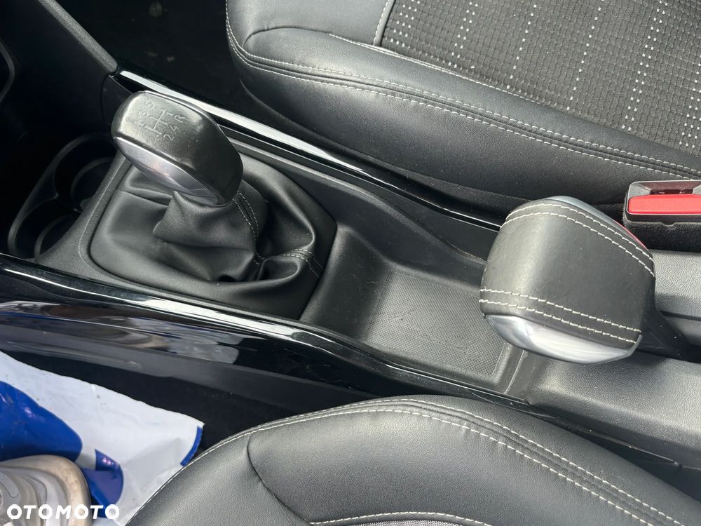 Peugeot 2008 - 26