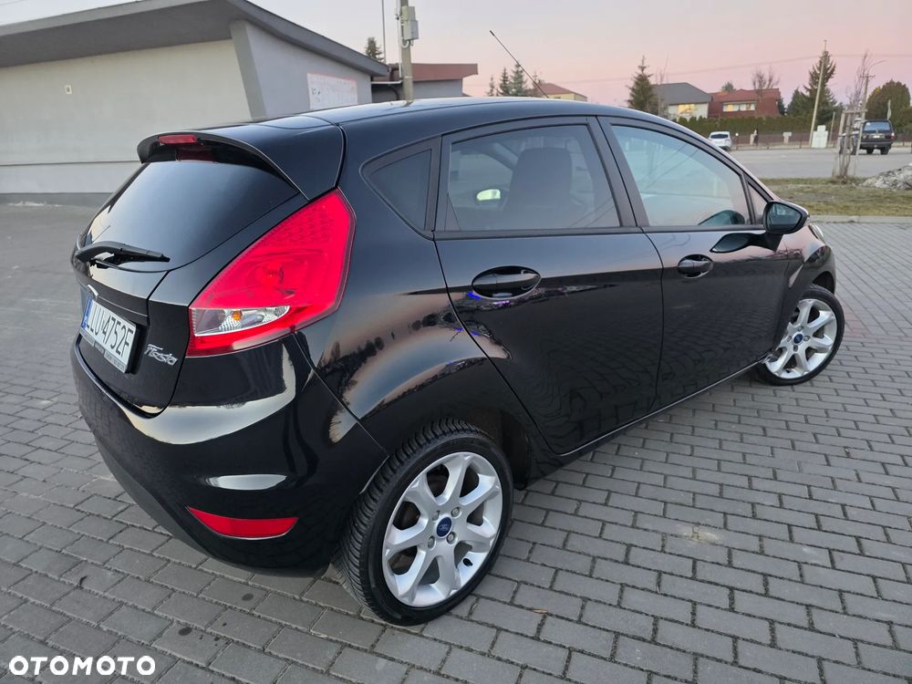 Ford Fiesta - 16