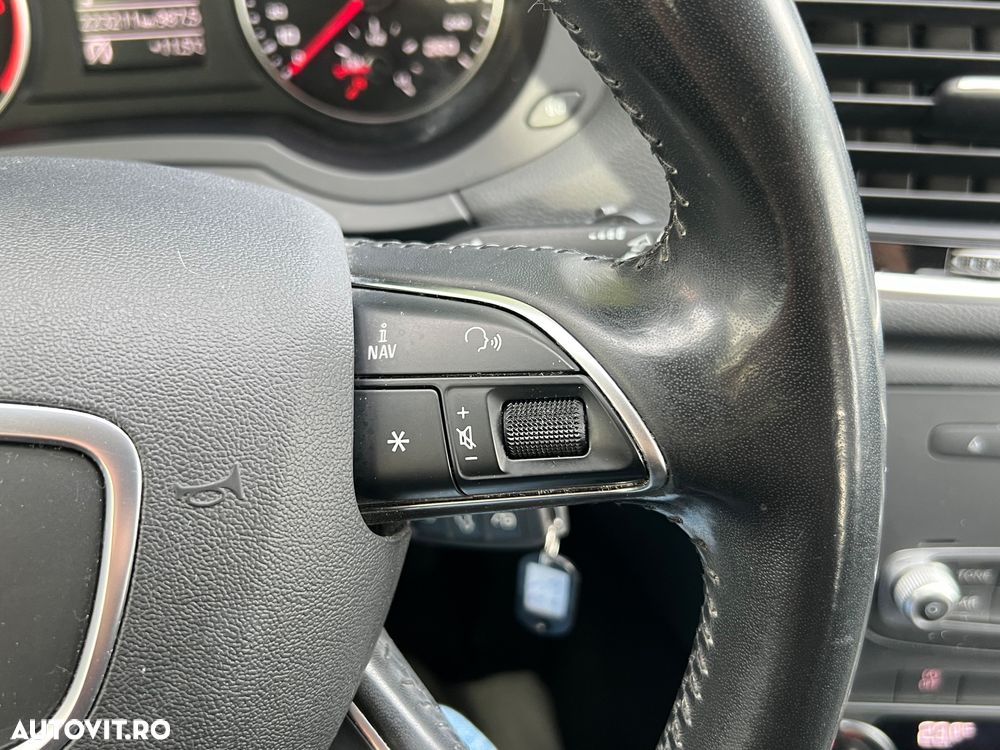 Audi Q3 2.0 TDI Design - 21