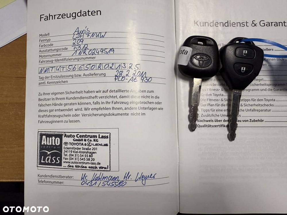 Toyota Auris - 32