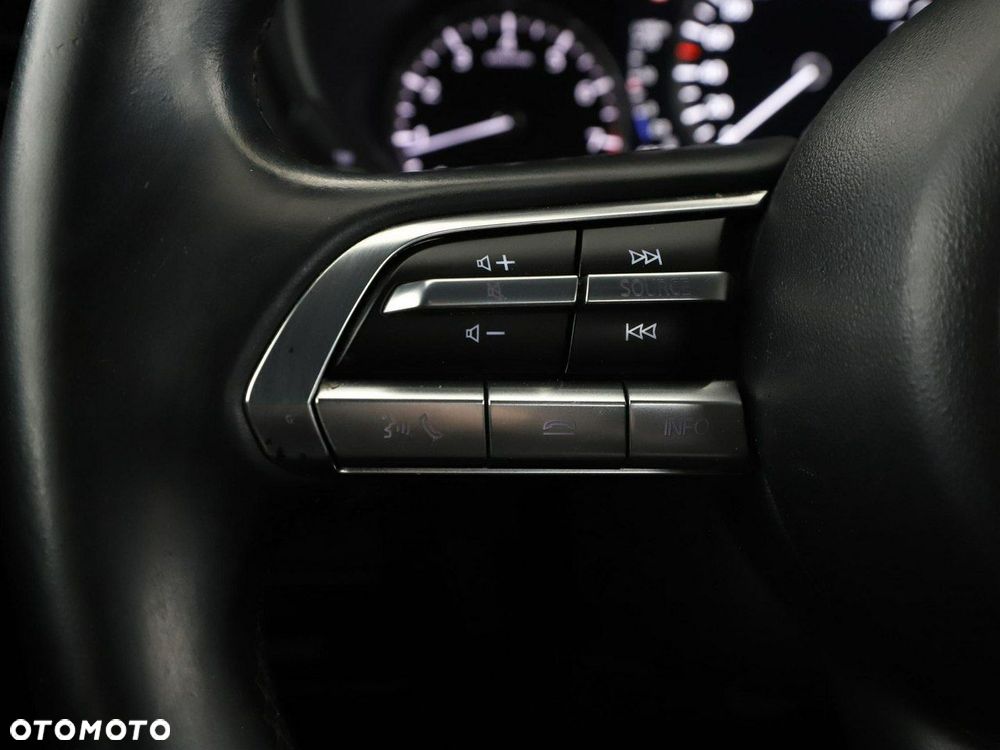 Mazda 3 SKYACTIV-G 2.0 M-Hybrid DRIVE - 32