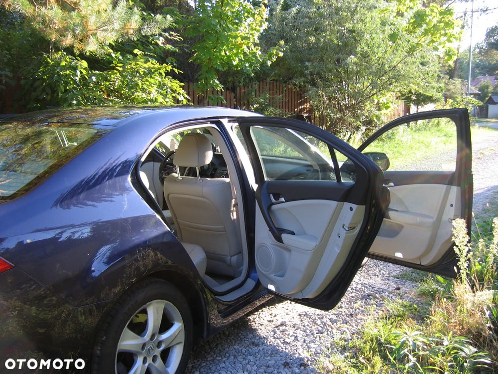 Honda Accord - 2