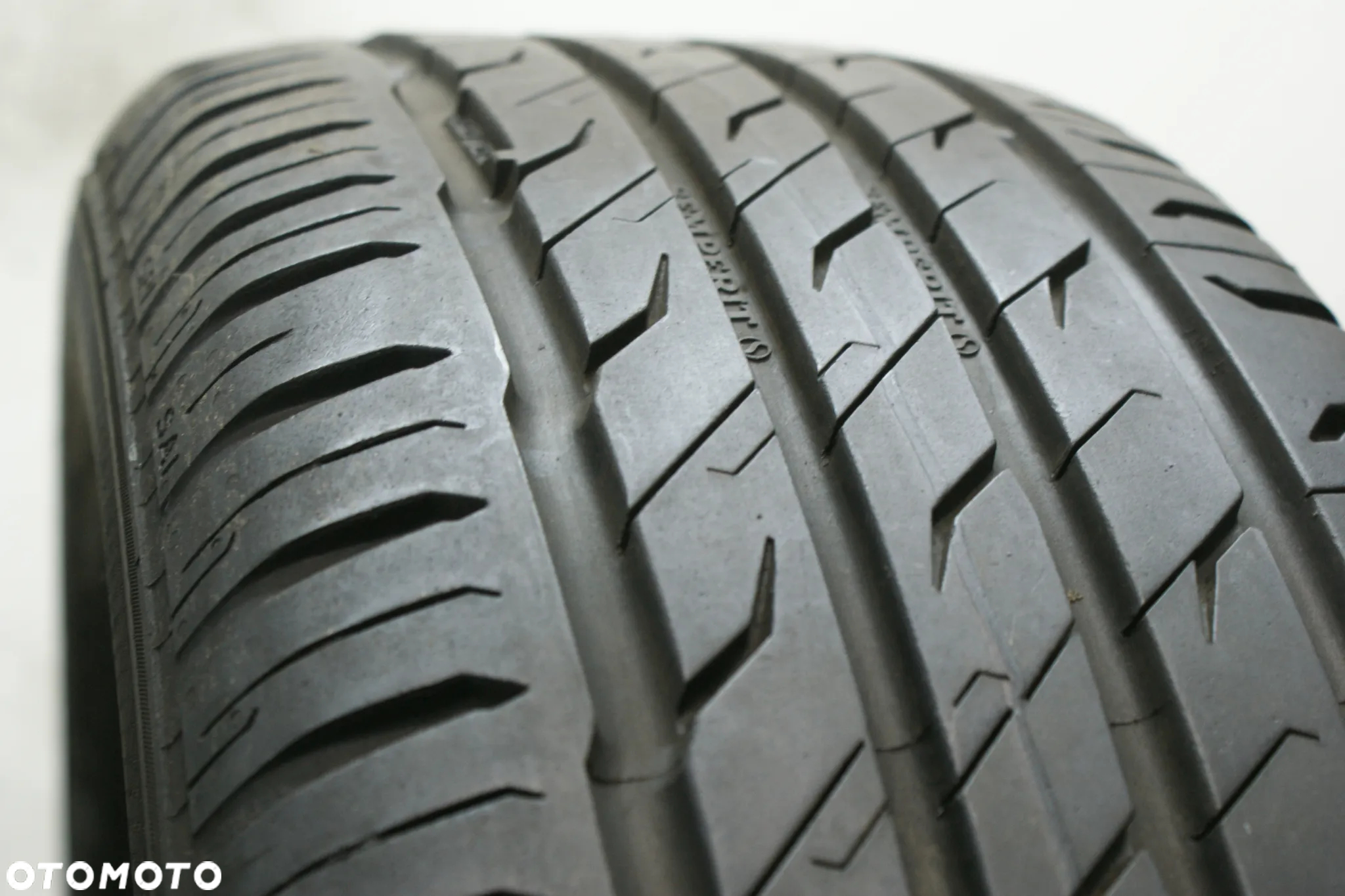letnie 205/55R16 SEMPERIT SPEED-LIFE 3 , 7,2mm B690 - 2