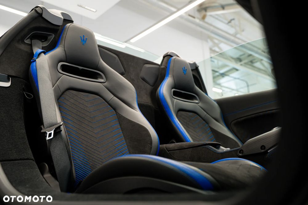 Maserati MC20 Cielo DCT - 21