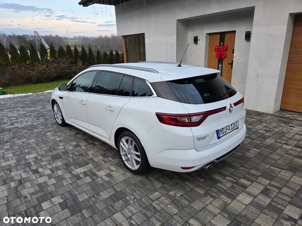 Renault Megane ENERGY TCe 205 EDC GT - 30