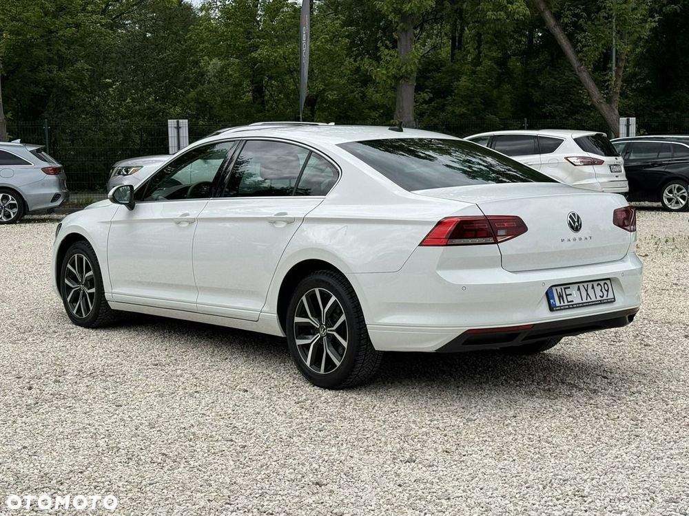 Volkswagen Passat 2.0 TDI EVO Business DSG - 5