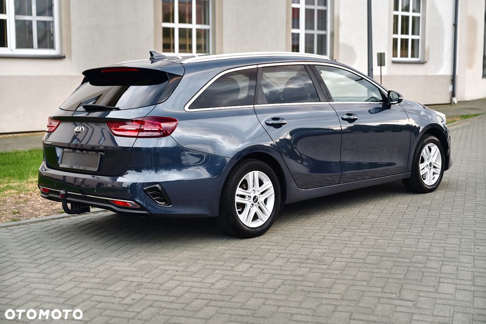 Kia Ceed 1.6 CRDi GT Line - 10