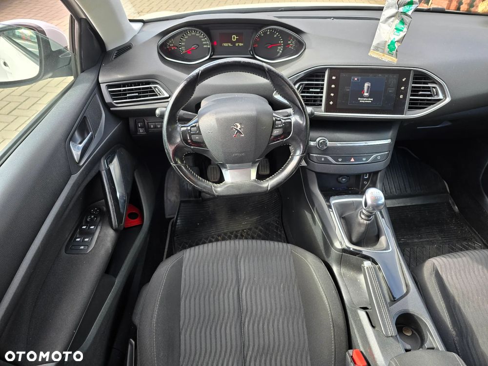 Peugeot 308 - 7