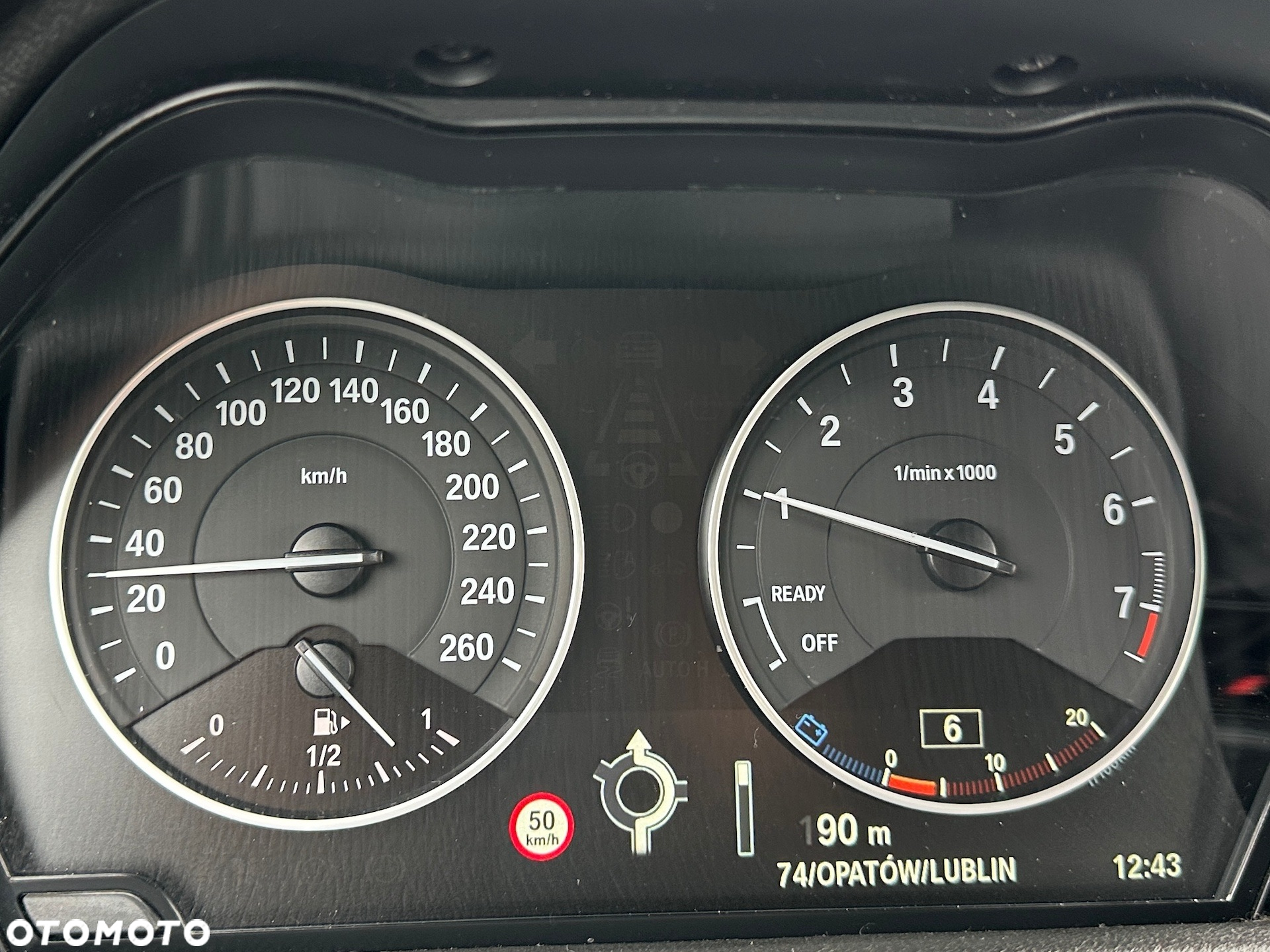BMW Seria 2 218i Active Tourer - 31