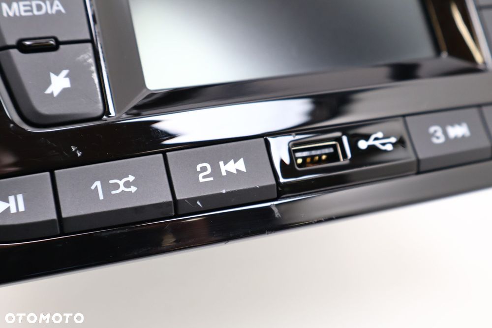 LANCIA YPSILON RADIO '07357167520 - 5