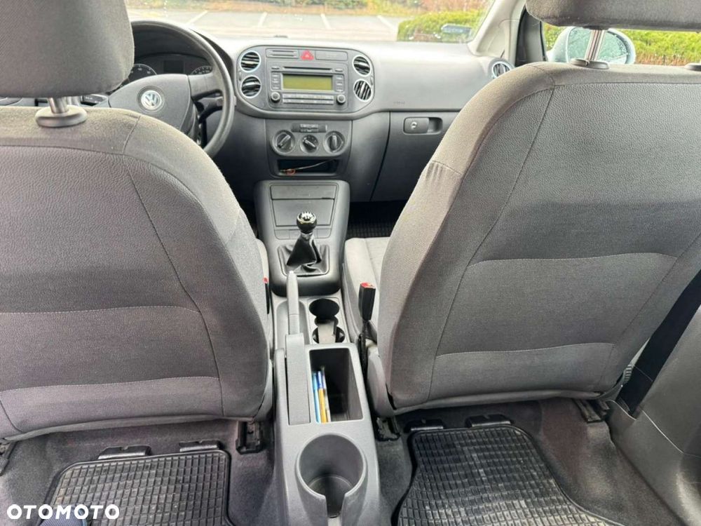 Volkswagen Golf Plus - 16