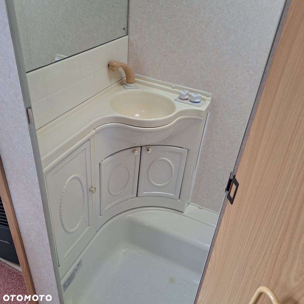 Bailey Discovery - 13