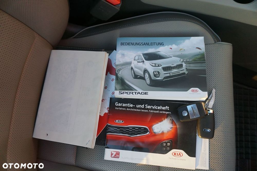 Kia Sportage 2,0 CRDI AWD Platinum - 35