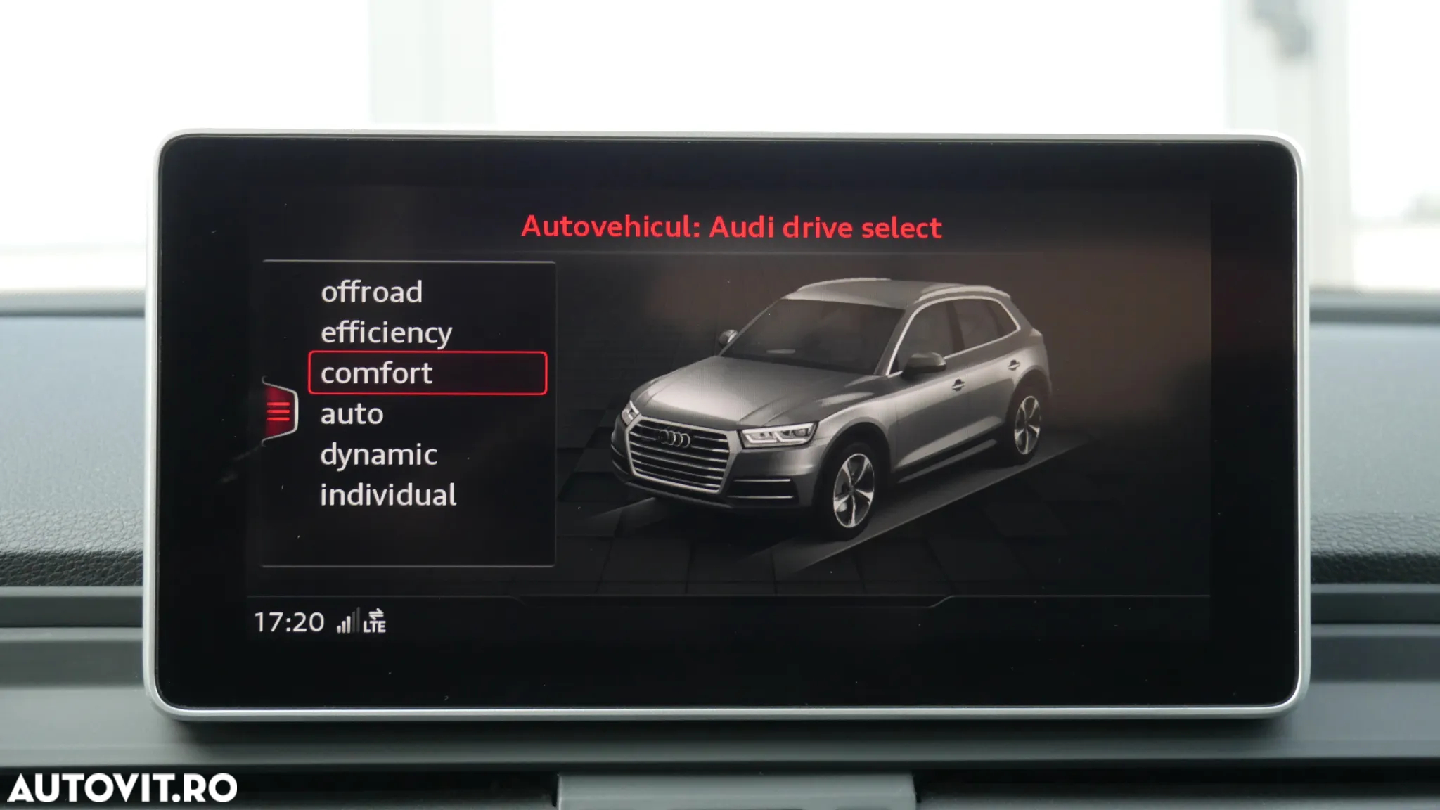 Audi Q5 2.0 40 TDI quattro S tronic Design - 25