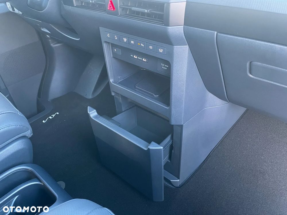 Kia PV5 71.2kWh - 34