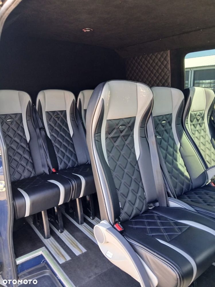 Mercedes-Benz Sprinter - 4