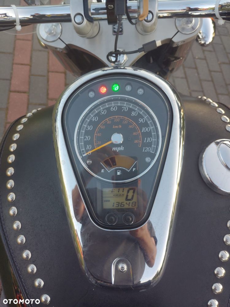 Suzuki Boulevard - 5