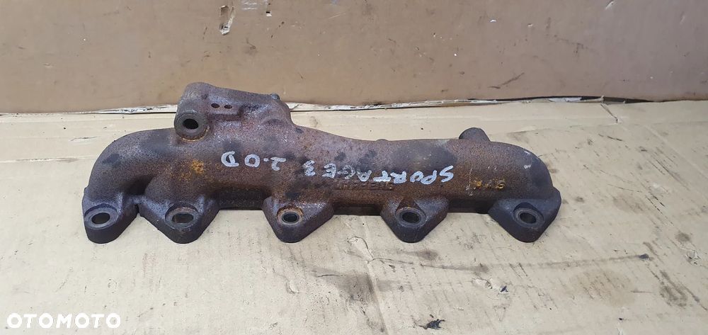 Kolektor wydechowy Kia Sportage III 2.0 CRDI - 4