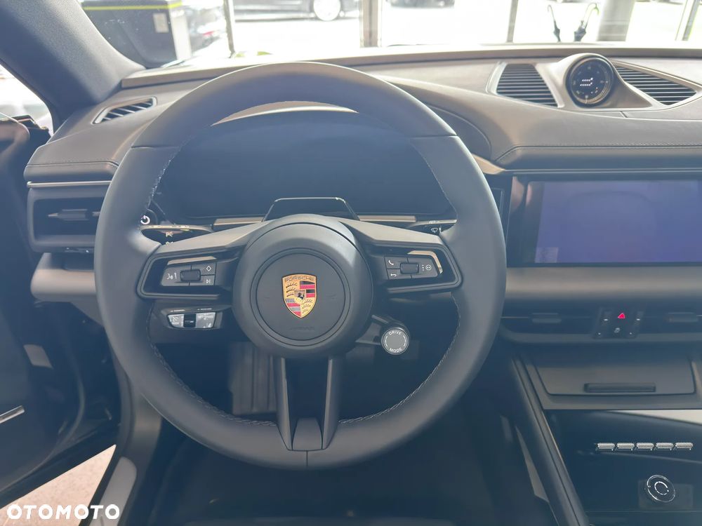 Porsche Macan 4 100kWh - 11