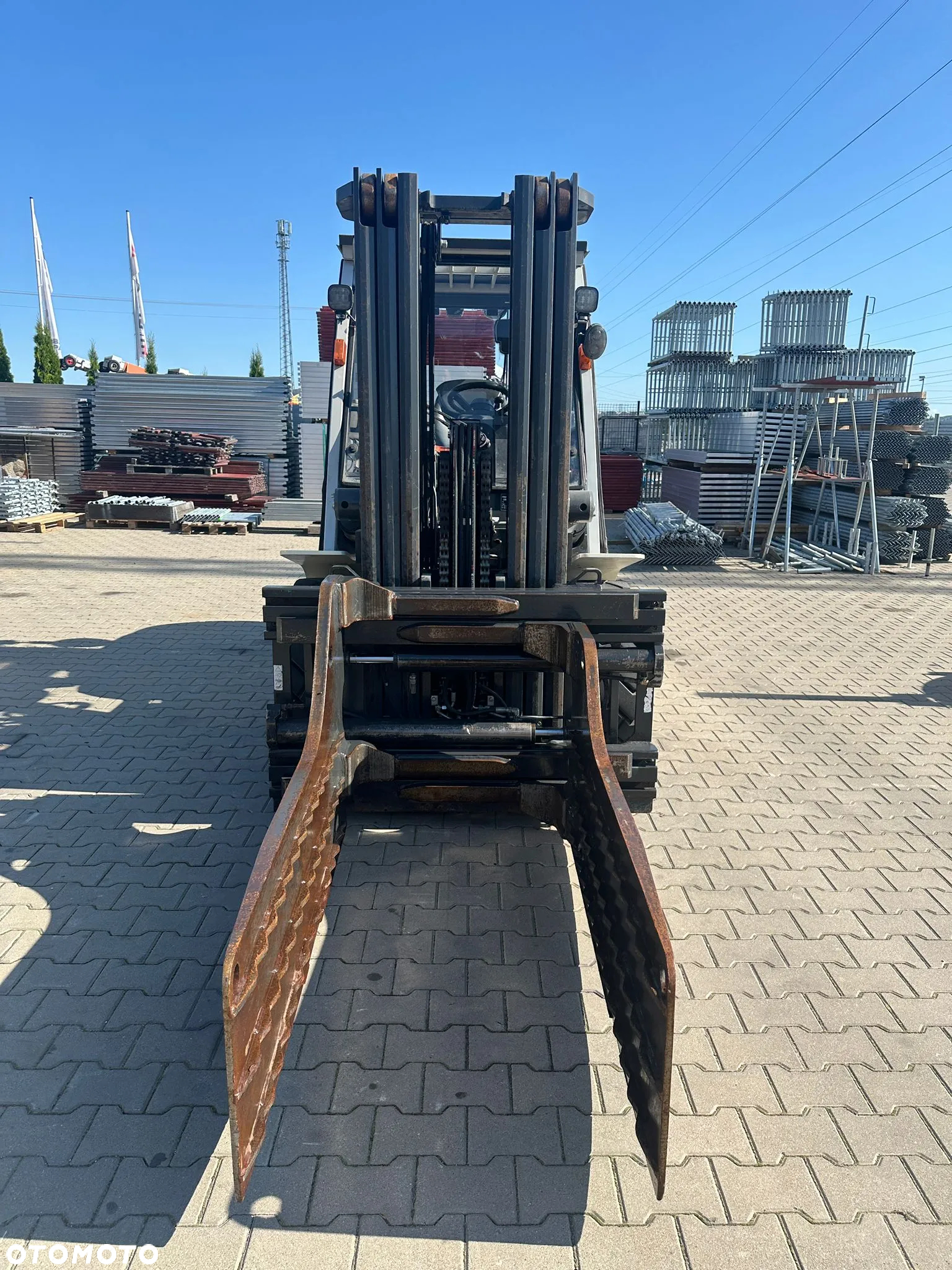 Nissan Unicarriers 50 DG1F4A50Q  /5 T /4,5 m /R.2018/3680h - 16