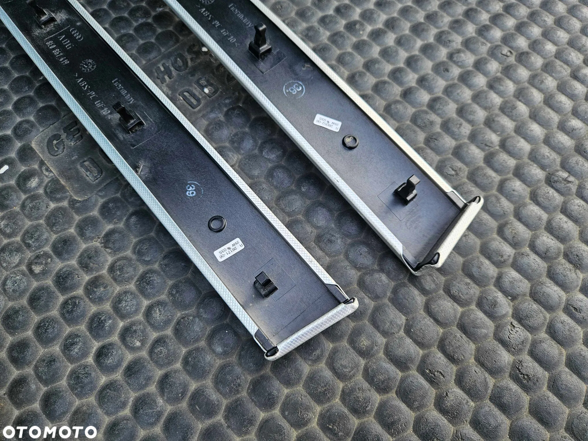 Listwy Ozdobne Dekor Listwa Drzwi Srebrne Rybia Luska Carbon Audi A4 B6 B7 - 39