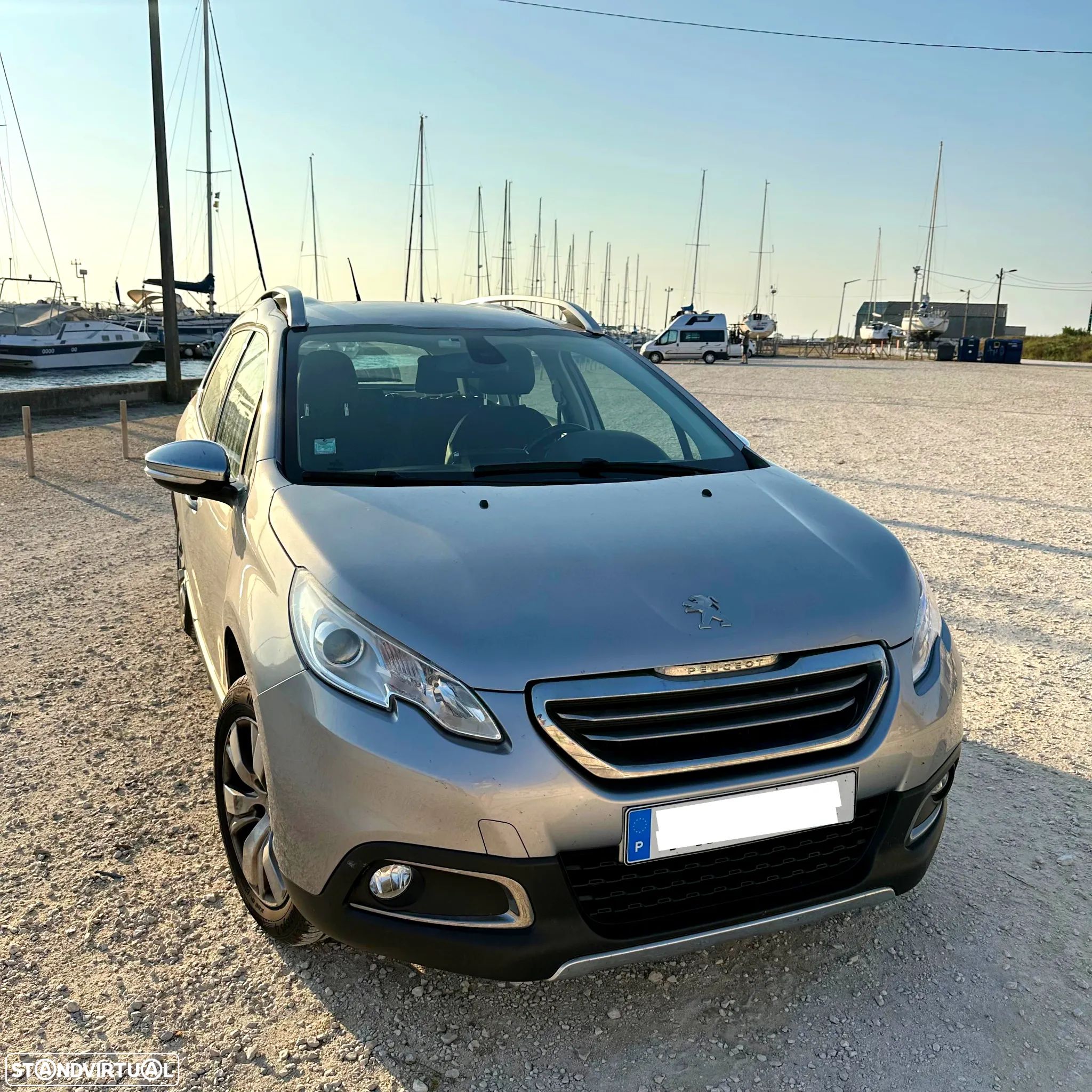 Peugeot 2008 1.2 PureTech Allure - 1