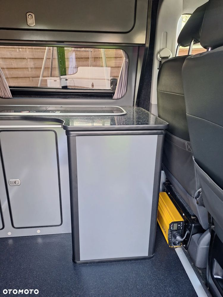 Volkswagen T5 - 14