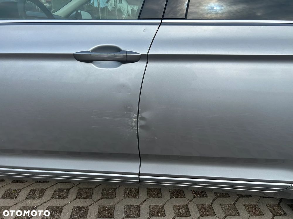 Volkswagen Passat - 15