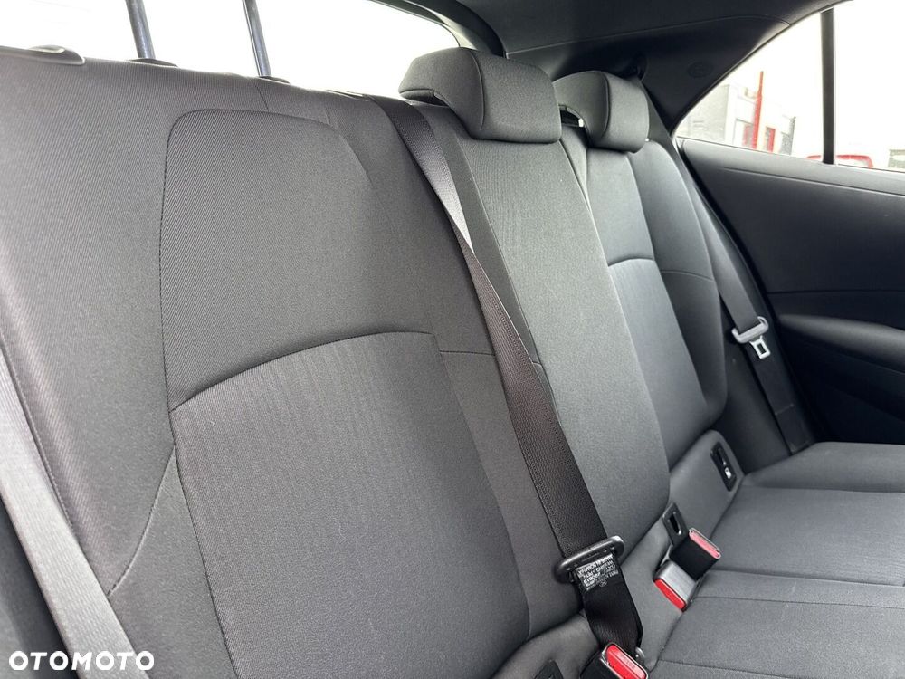 Toyota Corolla - 12