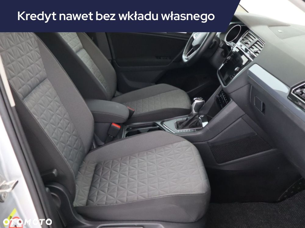 Volkswagen Tiguan - 11