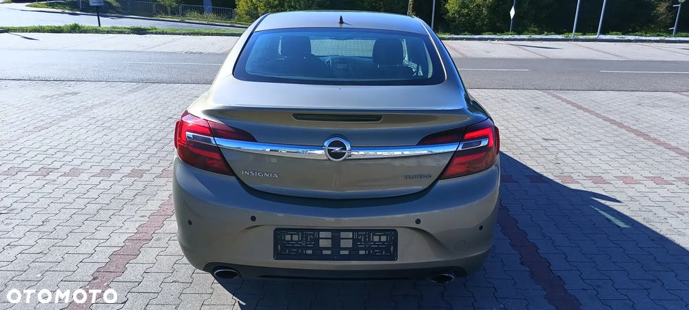Opel Insignia - 2