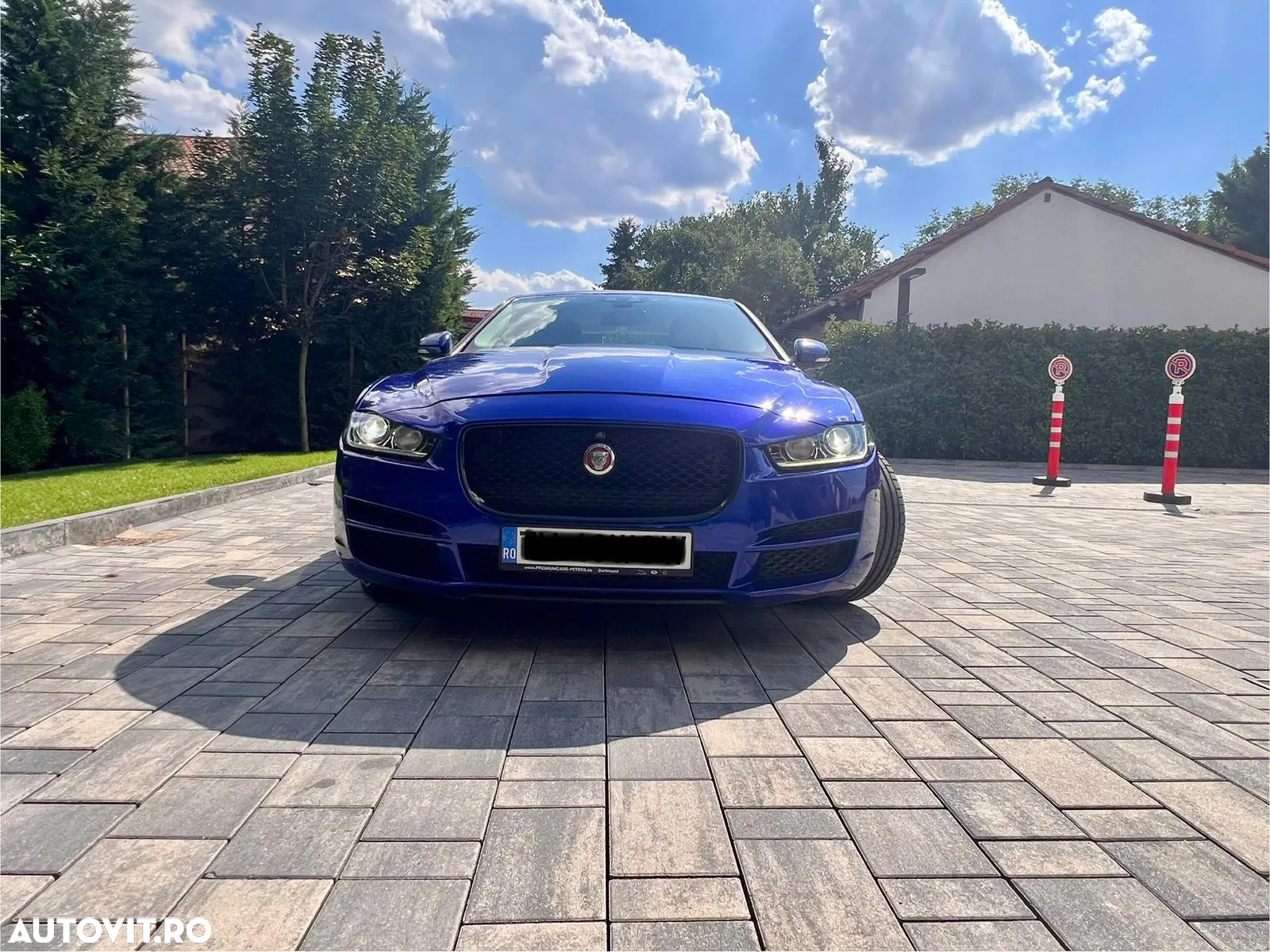 Jaguar XE - 2