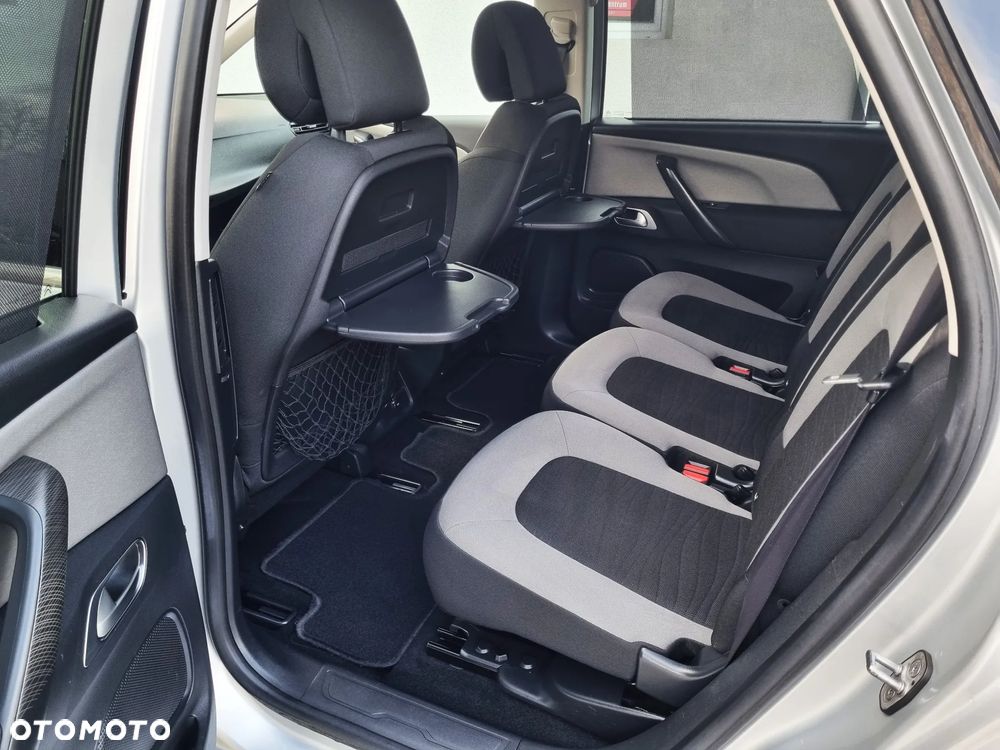 Citroën C4 Picasso e-HDi 115 Intensive - 11
