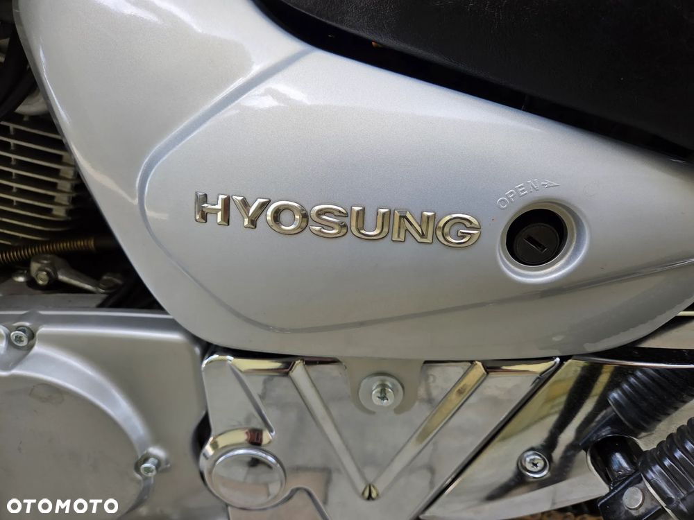 Hyosung GV - 15