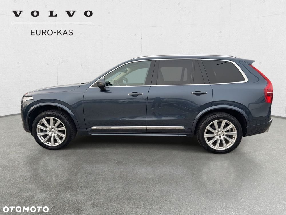 Volvo XC 90 - 9